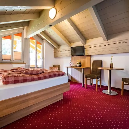 Gimpl, Chiemgaukarte Neu 4* Siegsdorf